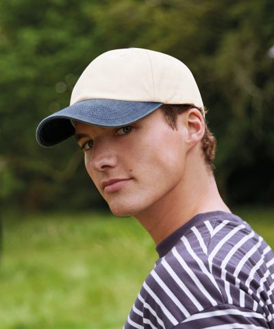 Beechfield Contrast peak low-profile vintage cap