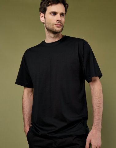 Kustom Kit Classic Fit Hunky® T-Shirt