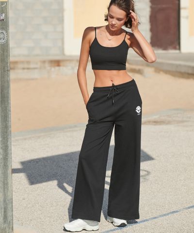 SF Women's sustainable fashion wide leg joggers