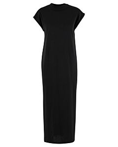 Women’s long extended shoulder dress