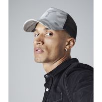 Beechfield Camo snapback trucker