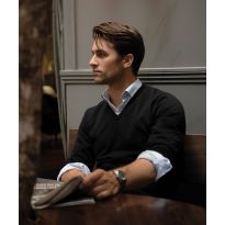 Nimbus Brighton – elegant v-neck knit