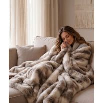 Ribbon Luxury faux fur heated throw (127 x 152cm)