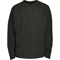 Oversize cut on sleeve long sleeve